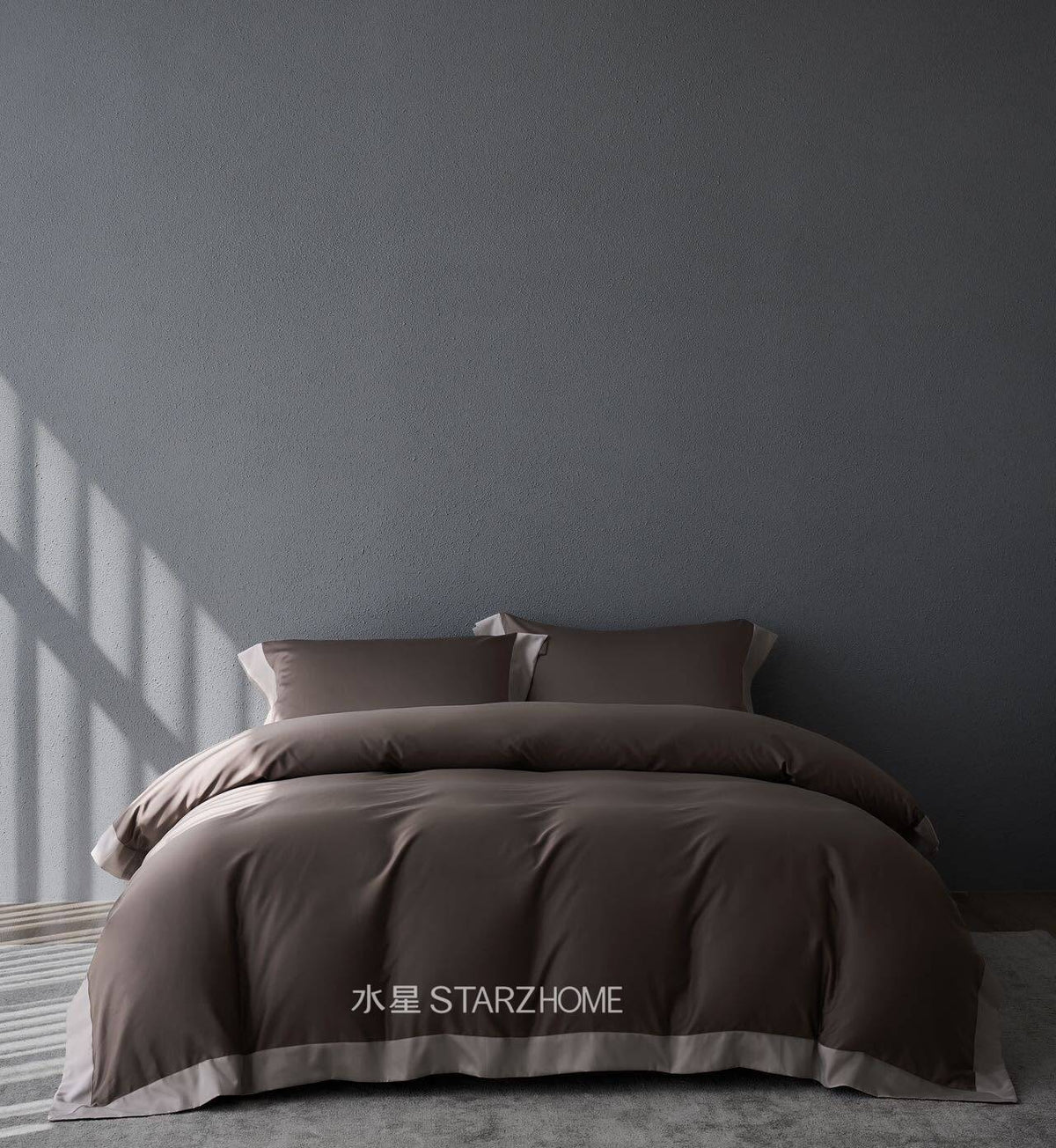 Hepburn T.|Lenjerie de Pat 4 Piese| 60% Tencel si 40% Bumbac|Model Ambra Intunecata