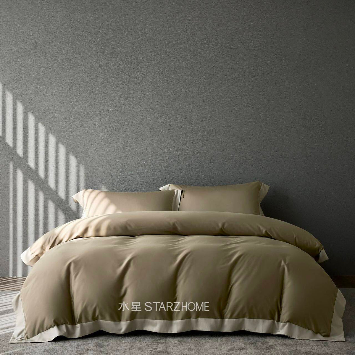 Hepburn T.|Lenjerie de Pat 4 Piese| 60% Tencel si 40% Bumbac|Model Ambra Intunecata